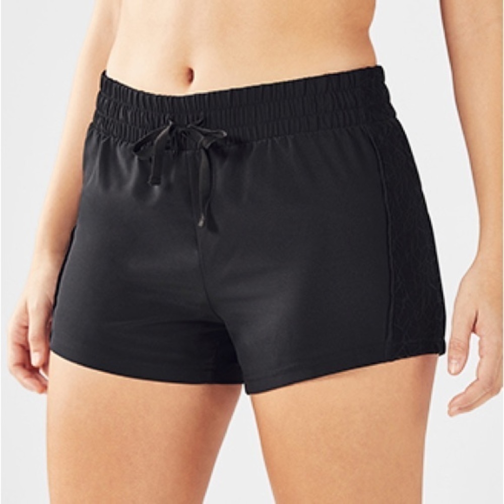 Fabletics • Marley shorts